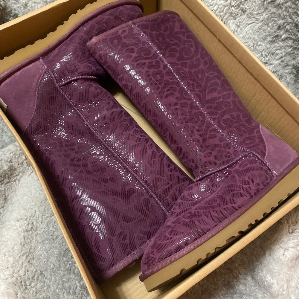 NEW TALL PURPLE UGGS